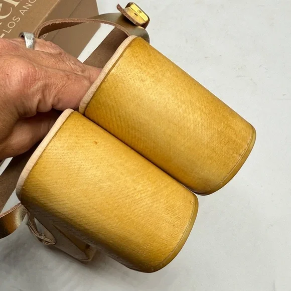 Seychelles Timber Gold Metallic Platform Wood Chunky Block Heel Sandal NEW - Picture 4 of 11